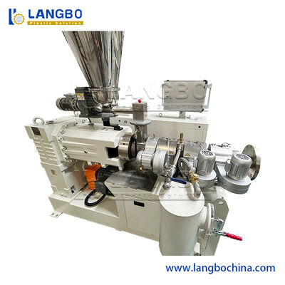 ميكانيكا لصنع ملفات تعبئة للكابلات البلاستيكية