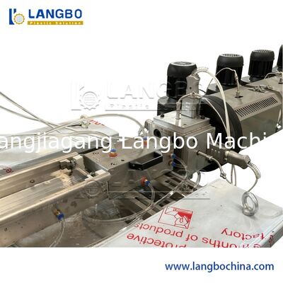 آلة تصنيع ملفات تعريف PVC البلاستيكية علامات سعر PVC آلة طحن ملفات تعريف PVC للسلع التجارية الكبرى