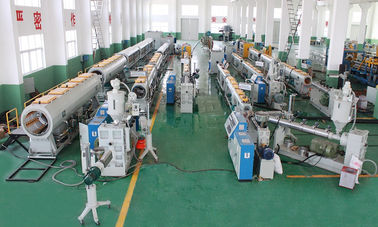 HDPE PE PPR خط بثق الأنبوب ، خط إنتاج أنابيب Ppr بسرعة عالية